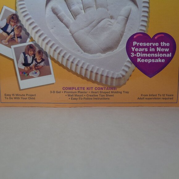 PRECIOUS HANDS / New Plaster Molding Kit / by Botanical Science - Picture 2 of 13